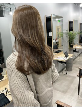 カミエ(kamie) ＊ミルクティーベージュ　ブリーチなしダブルカラー 神戸 三宮