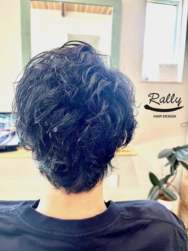 ラリー(Rally) サイドツーブロックのショート