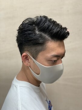 プラウド(PROUD) 七三　オールバック　田町　理容室　顔剃り　床屋　ツーブロック