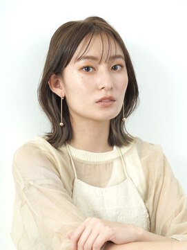 アトリエ フェム(atelier.fem) 【ナチュラル＊外ハネミディアム】