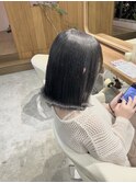 ダークグレー