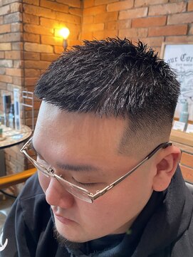 フォーコーナーズ(Four Corners) 俺のクロップ