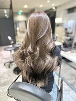 アクション 心斎橋店(ACTION)&nbsp;20代30代レイヤーカット　透明感カラー　明るめオリーブベージュ