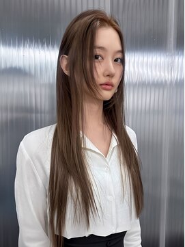 ビゼ 梅田(BIZE) 韓国ヘアー/ダブルカラー/ハイライト/イメチェン/エクステ/梅田