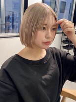 ヨーク(YOKE)&nbsp;【YOKE】ホワイトブロンドミルクティーベージュ金髪ボブ