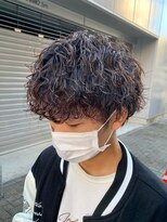 ジーニー 新百合ヶ丘(Genie) フェザーパーマサーフカール刈り上げセンターパート