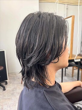 楚々 センターパートウルフ