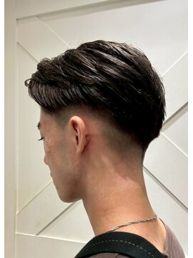 アコロン 武蔵小杉(acoron.) #大人カジュアル#ツーブロック#韓国#マッシュ#センターパート