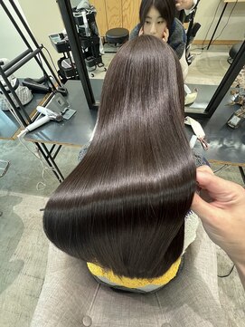 ラヴィエ(RAVIE) 【半田・髪質改善】縮毛矯正/トリートメント/マンツーマン