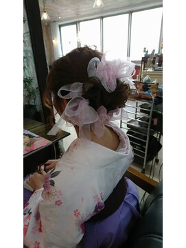 コラボ(hair design co.llabo) 小物を使って