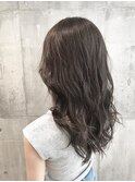 プラチナグレージュ/大人かわいい/斜めバング/アシンメトリー