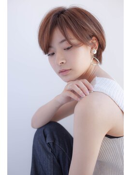 アッシュ 清瀬店(Ash) ハイライトが可愛い!横顔美人ショート