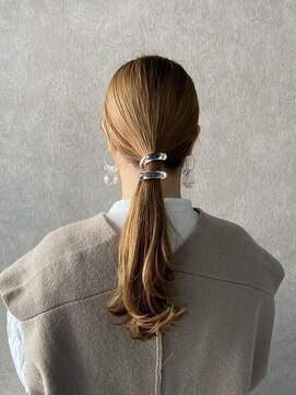 エルフィ(ELF=y) 簡単アレンジ☆ピタッとポニーテール