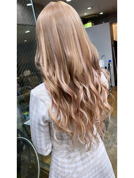 ラフ 難波店(LAFF) #黒髪#ボブルフ#ネビージュ#小顔#ワンレン