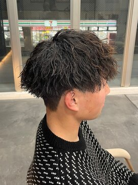 バース バイ ハピネス(BIRTH by happiness) men's 縦落ちツイストスパイラルパーマ　ツイスパ