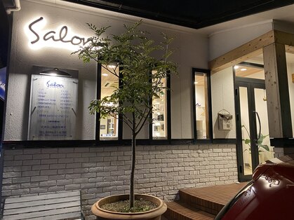 サロン(salon)の写真