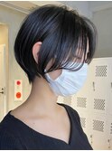 レディース丸みショート顔周りレイヤー前髪なし茅ヶ崎