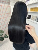 ペレ 栄 アネックス(PELE栄ANNEX)&nbsp;韓国 くびれロング レイヤー ワンホンヘア 小顔前髪