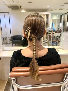 アイビス(AIBIZ)の写真/【ヘアセット専門店】トレンドを取り入れながら、あなたの魅力あふれるスタイルに！セルフ風アレンジも◎