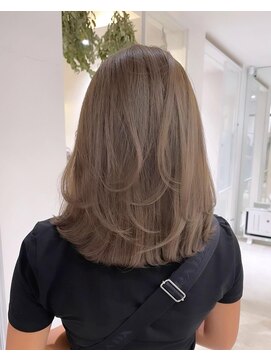 ムード(MOOD,) 暗めカラー/グランマッシュ[レイヤーカット/髪質改善/銀座]