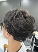 センターパート×パーマ風マッシュ