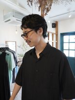 ディッセンバー 伊勢崎(December)&nbsp;メンズ/ブルーブラック/フェザーパーマ/ニュアンスパーマ/