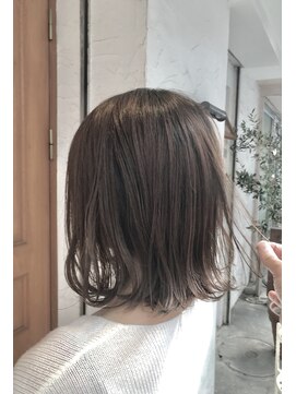 グロスシーループユナイテッド(GROSS C-LOOP UNITED) どの時期にも合う透明感ナチュラルベージュ♪