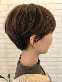 ピエールヘアーマーケット(Pierre Hair Market)の写真/明るさ×透明感ともにお洒落染め感覚で楽しめる♪豊富なカラバリで初めての白髪染めの方にもおすすめです◎