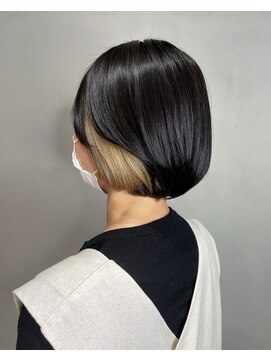 ブロンド 町田(BLONDE) ボブ×コントラストインナーカラー