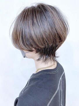 モリオ フロム ロンドン 成増店 【morio成増 セリザワ】マッシュウルフ ハイライトカラー