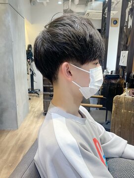 ヘアリゾート粋 新宿三丁目本店 《前地 麻衣》大学生から社会人まで☆基本のツーブロマッシュ