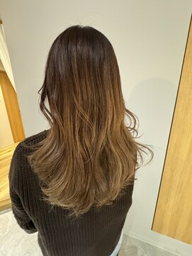 パラゴ(PARAGO.) シークレットハイライトでふんわり明るく