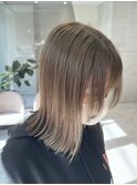 切りっぱなしミディアム/ミルクティーベージュ