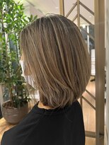 プラスシー(+C)&nbsp;ハイライトで作る大人のまろやかグレージュ/40代/50代/薬院大道