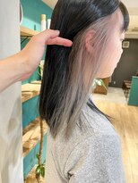 エミス バイ メルト 吉祥寺(emis by melt)&nbsp;【堀惠】インナーカラーイヤリングカラーくすみベージュ吉祥寺