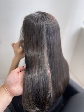 エミュスト(Emuest) オリーブカラー