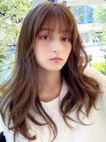 ニュートラル パブリック(neutral public)&nbsp;巻き髪ロング