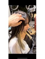 エイチ ヘア デザイン セカンド(h Hair Design 2nd.) ブリーチのみ　抜きっぱなしイヤリングカラー