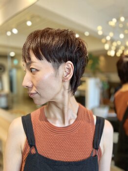 ヒュッゲ(Hygge)の写真/実力派stylistのマンツーマン施術。髪の悩みやクセを活かした、あなたのstyleに自然に溶け込む仕上がりに。
