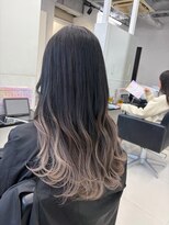 アライブ ハラジュク(ALIVE harajuku)&nbsp;ブリーチインナーバレイヤージュグラデーションカラー夕貴