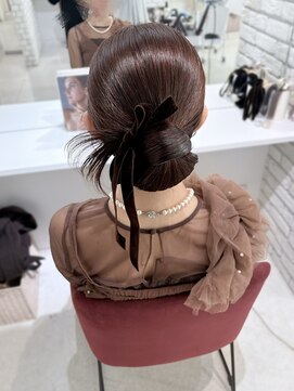 ディティカ ティア(Dityca tia) 綺麗め王道カチモリ【shiraha】