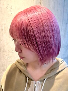 エノア 東京(ENORE) コーラルピンク/ピンクカラー/ブリーチ/ダブルカラー