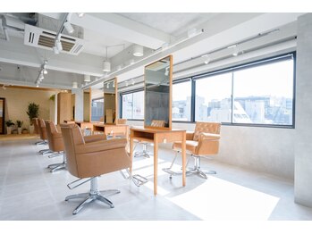 ANKH CROSS 表参道【アンク・クロス】 エクステ/韓国ヘア