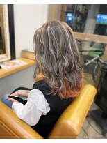 トルチェ(toRtue) ホワイトメッシュ バレイヤージュ インナーカラー