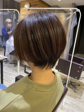 トレ(tre.) 甲子園口/髪質改善/白髪染め/ショート/酸性ストレート/美容室