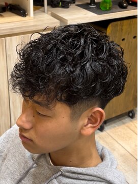 グルーマーズトウキョウ(GROOMER/S TOKYO) スペインカール　GROOMERSTOKYO 太田