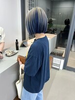 アム(am)&nbsp;アンブレラカラー　ぱらぱらカラー　ブルー　シルバー　ブリーチ