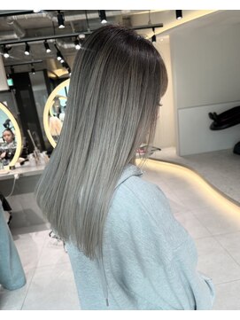 ロンドルピナス 小倉(Lond Lupinus) イメチェン外ハネボブワイドバングホワイトブロンド韓国/小倉