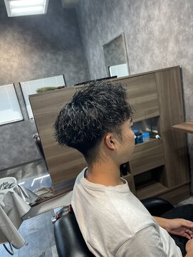 スウェルホワイト(SWELL WHITE) 波巻きパーマ