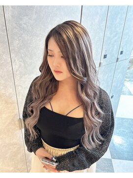 ガルボ ヘアー(garbo hair) 高知ハイトーンバレイヤージュハイライトシルバーグレー